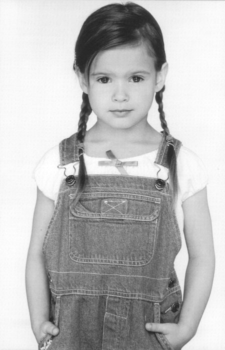 actor Teresa Delgado large photo