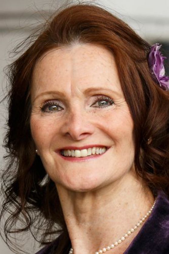 actor Nicola Sloane large photo