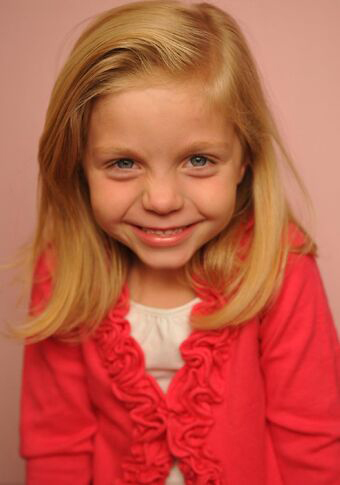 actor Carsen Flowers large photo