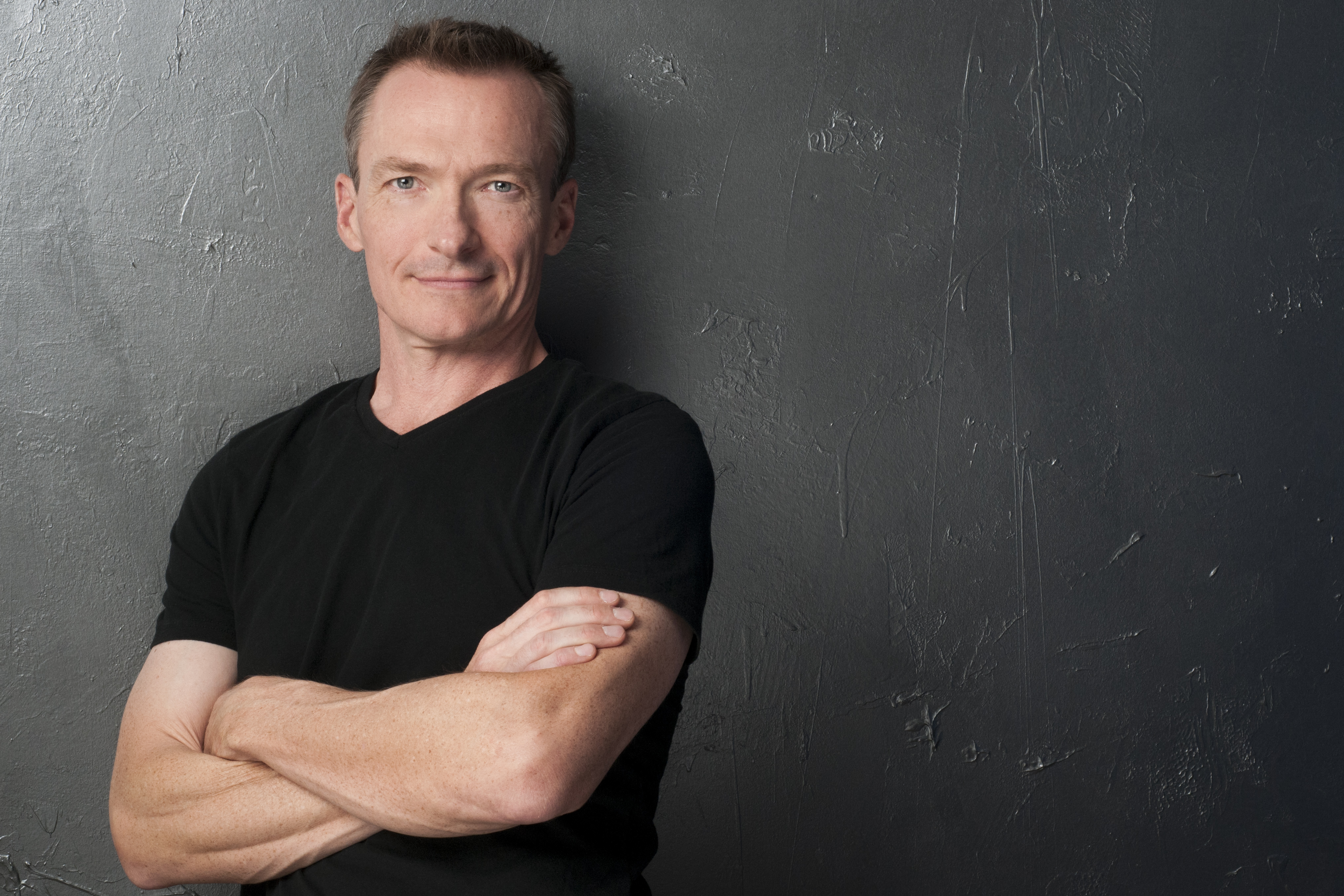 actor Stephen Bogaert large photo