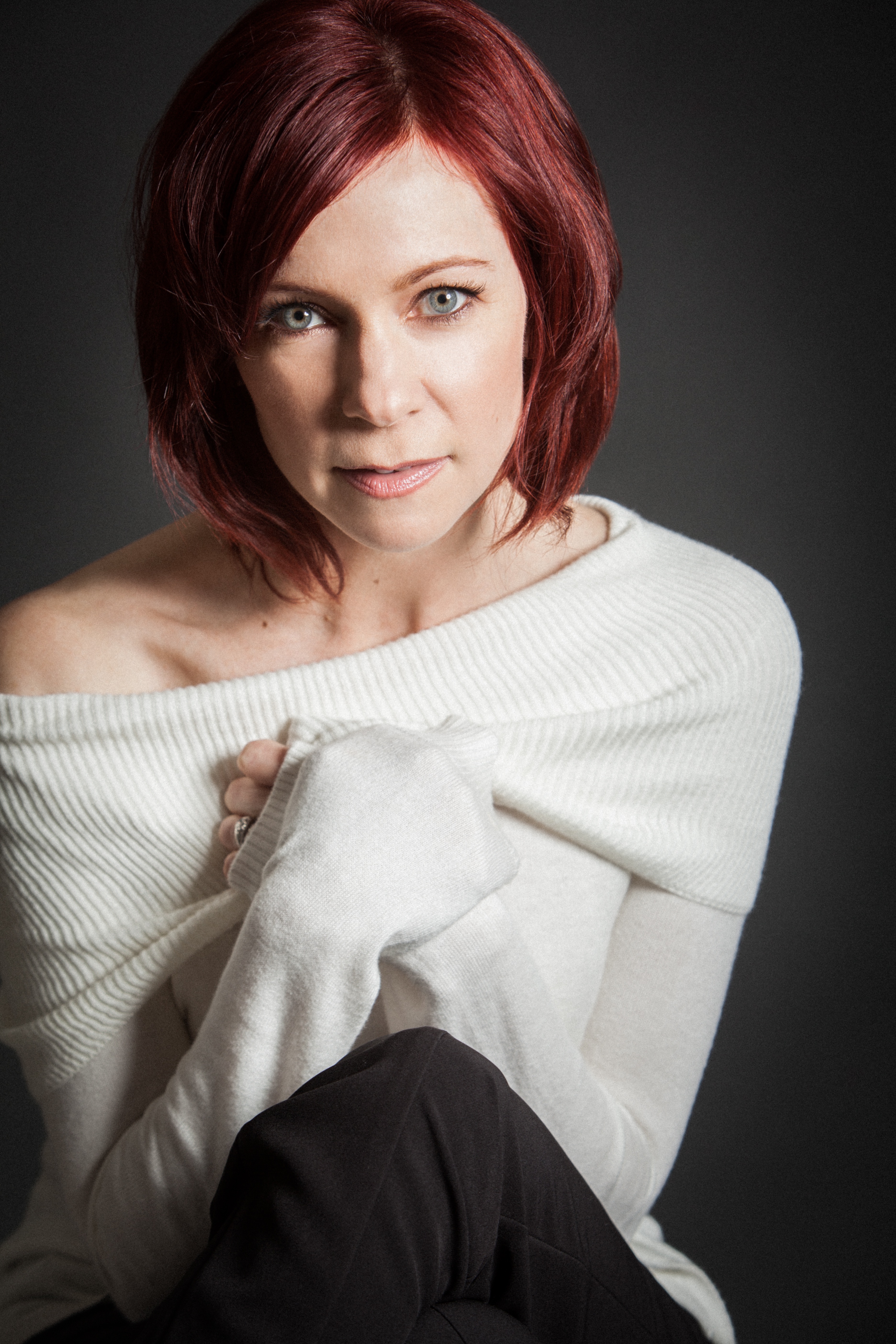 actor Carrie Preston large photo