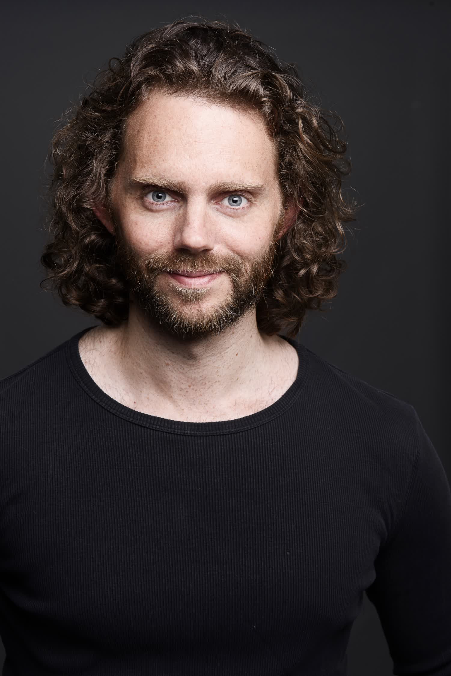 actor Mike Archer large photo