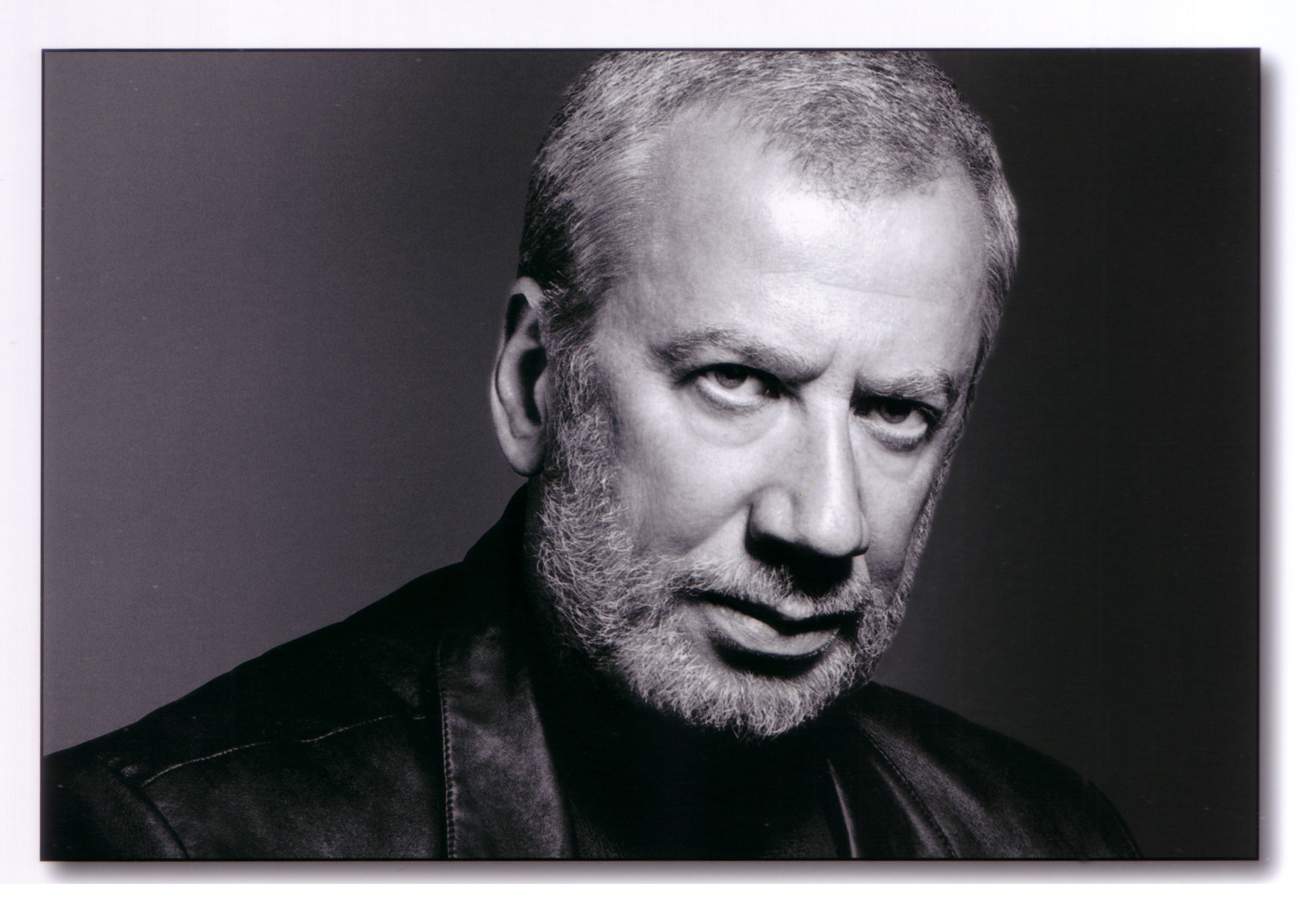 actor Elya Baskin large photo