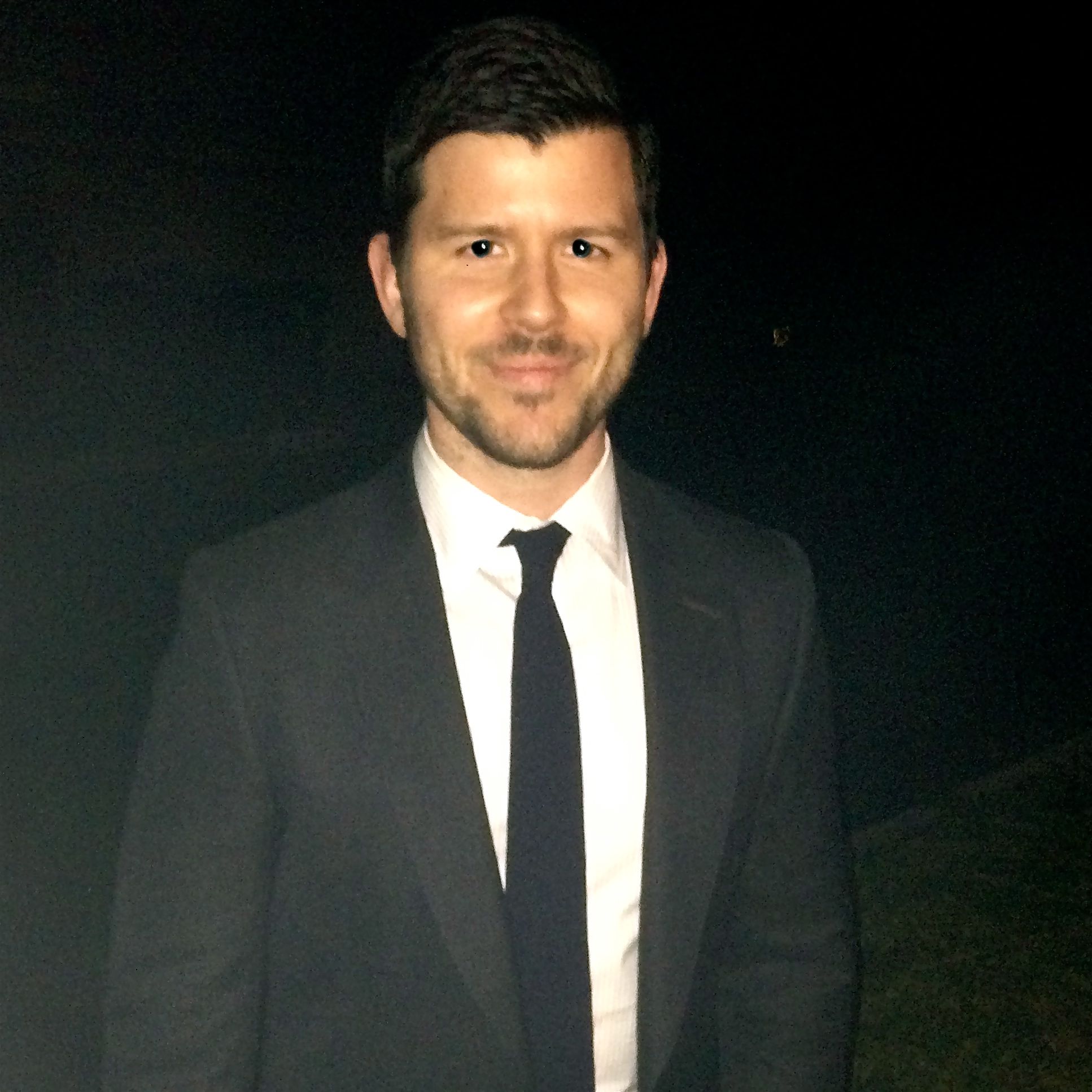 actor Gary Lundy large photo