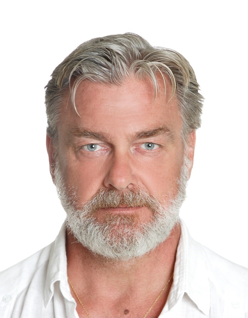 actor Ray Stevenson large photo