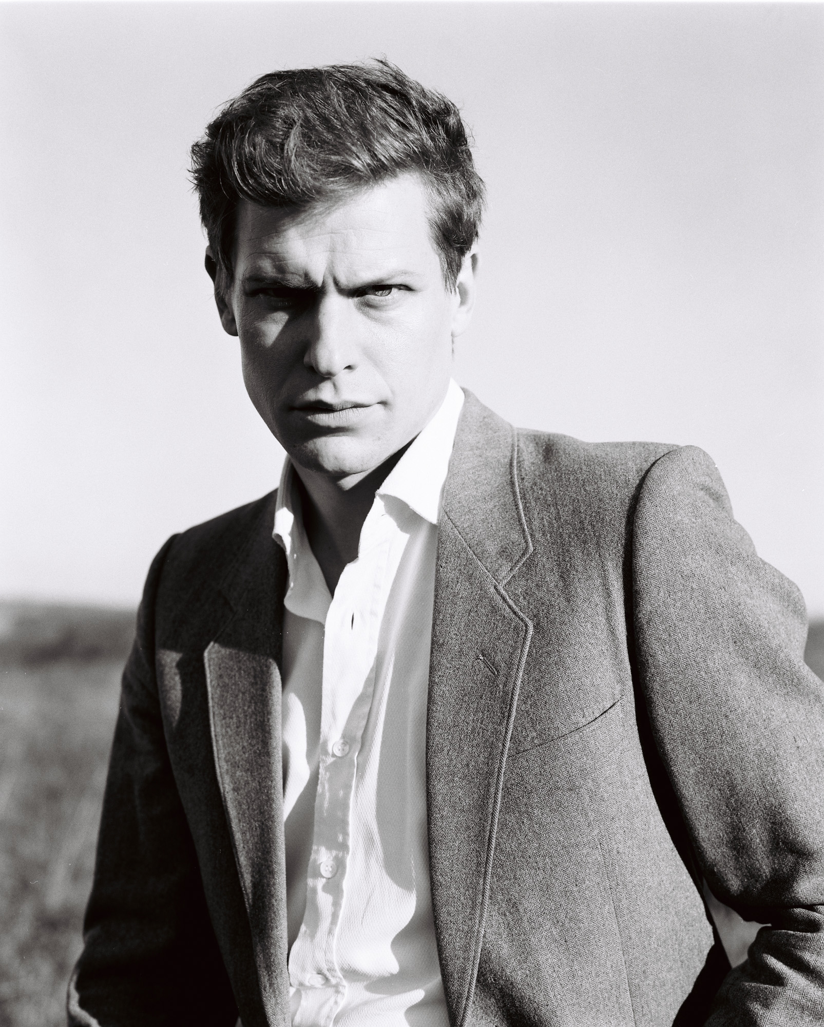 actor Max Bennett large photo