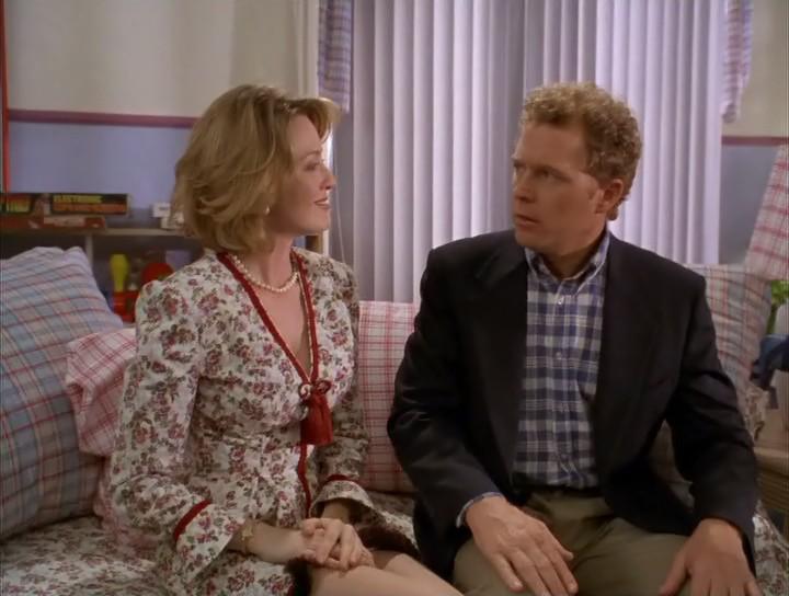 actor Carolyn Lowery large photo