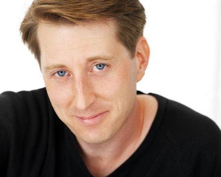 actor Bob Wiltfong large photo