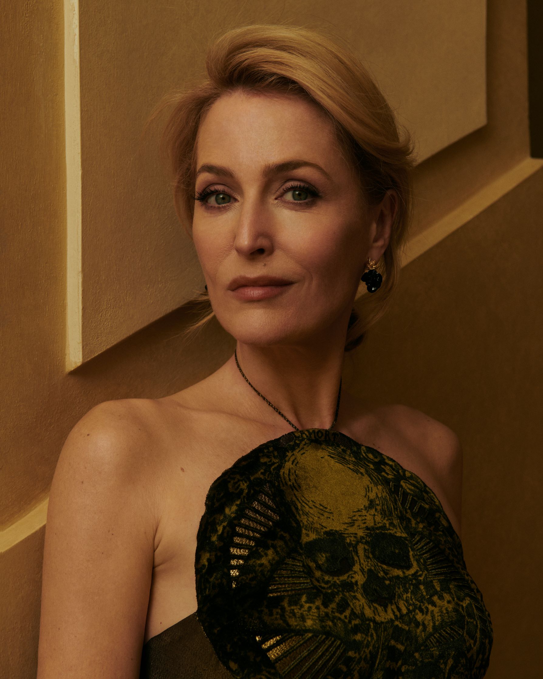 actor Gillian Anderson large photo