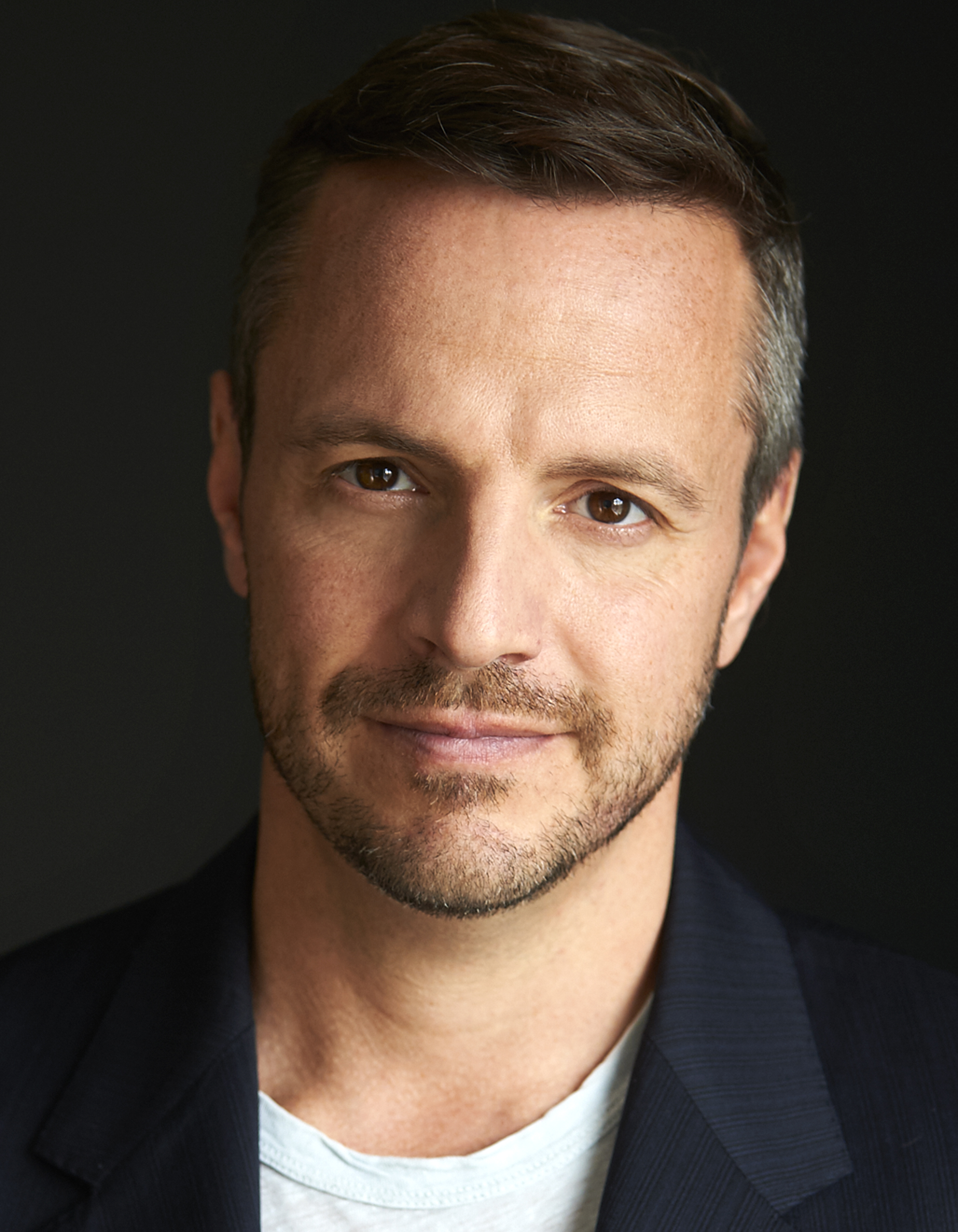 actor Sergio Di Zio large photo