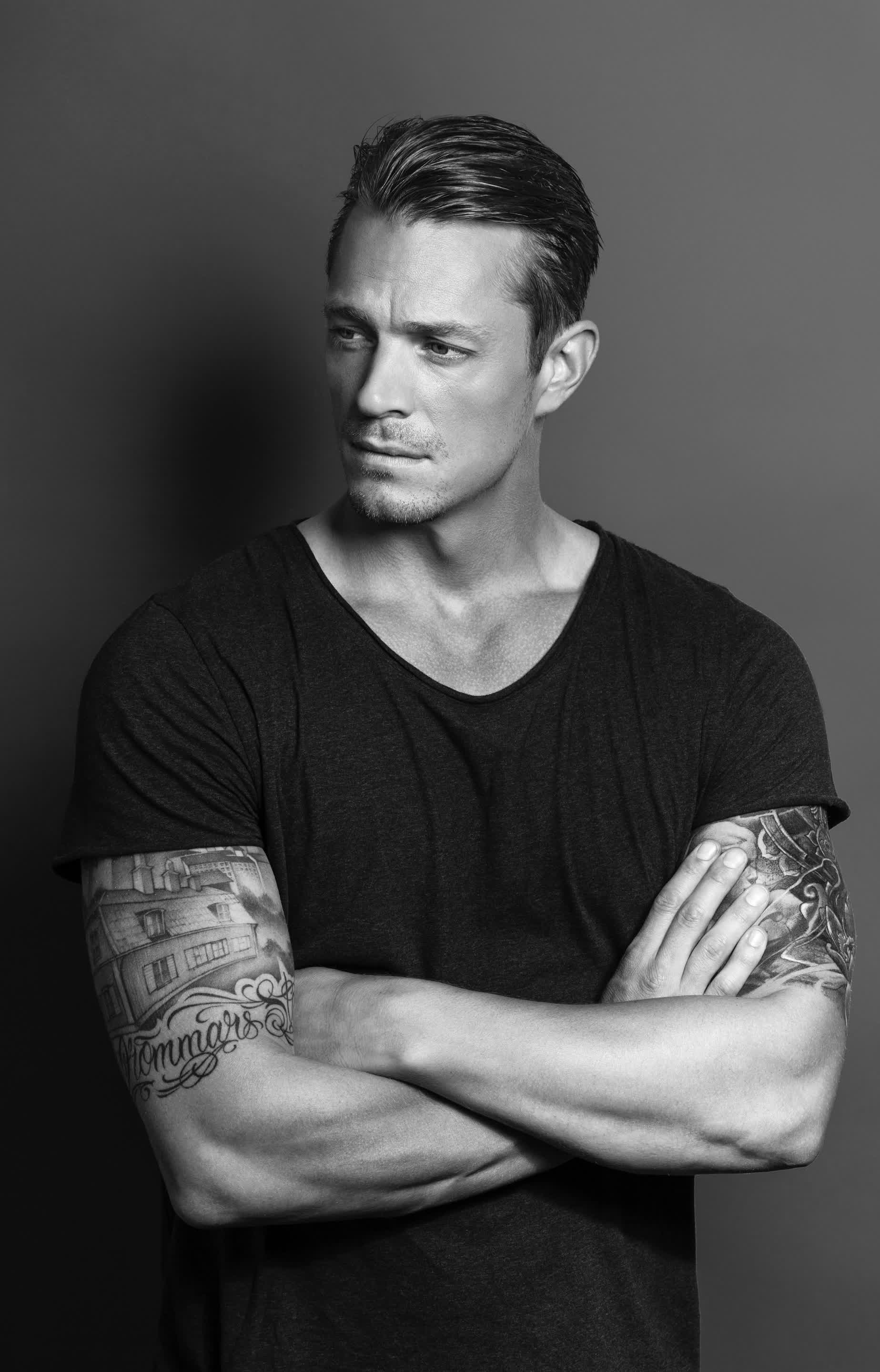 actor Joel Kinnaman large photo actor Joel Kinnaman large photo