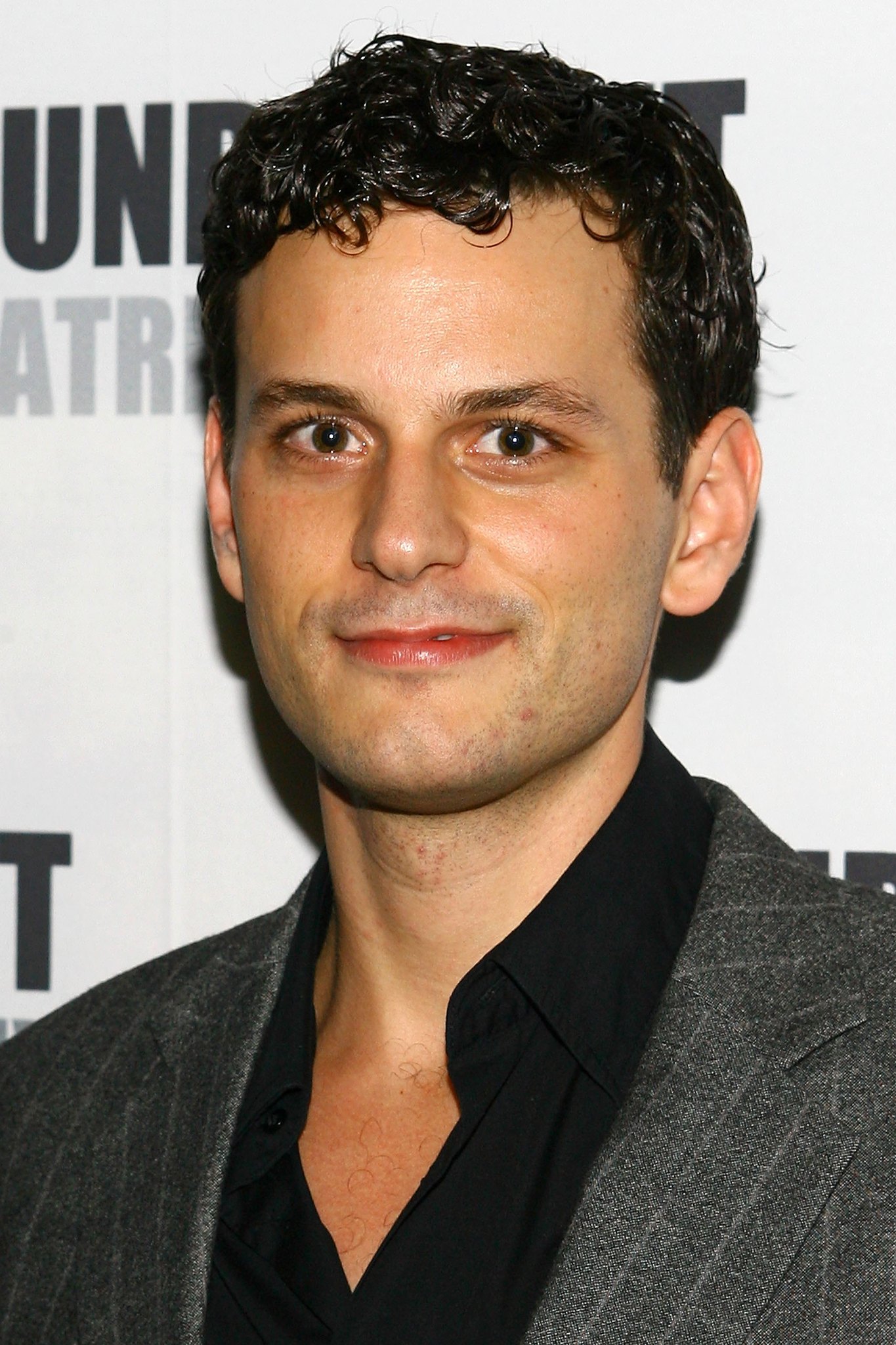 actor Wayne Wilcox large photo