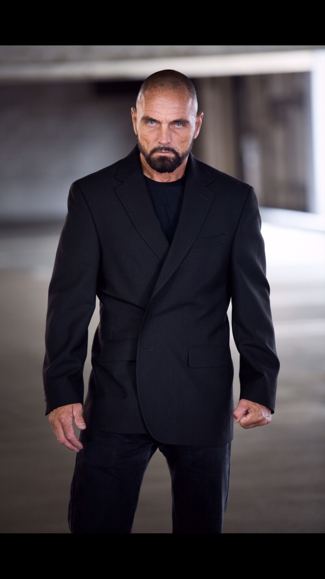 actor Dennis Keiffer large photo