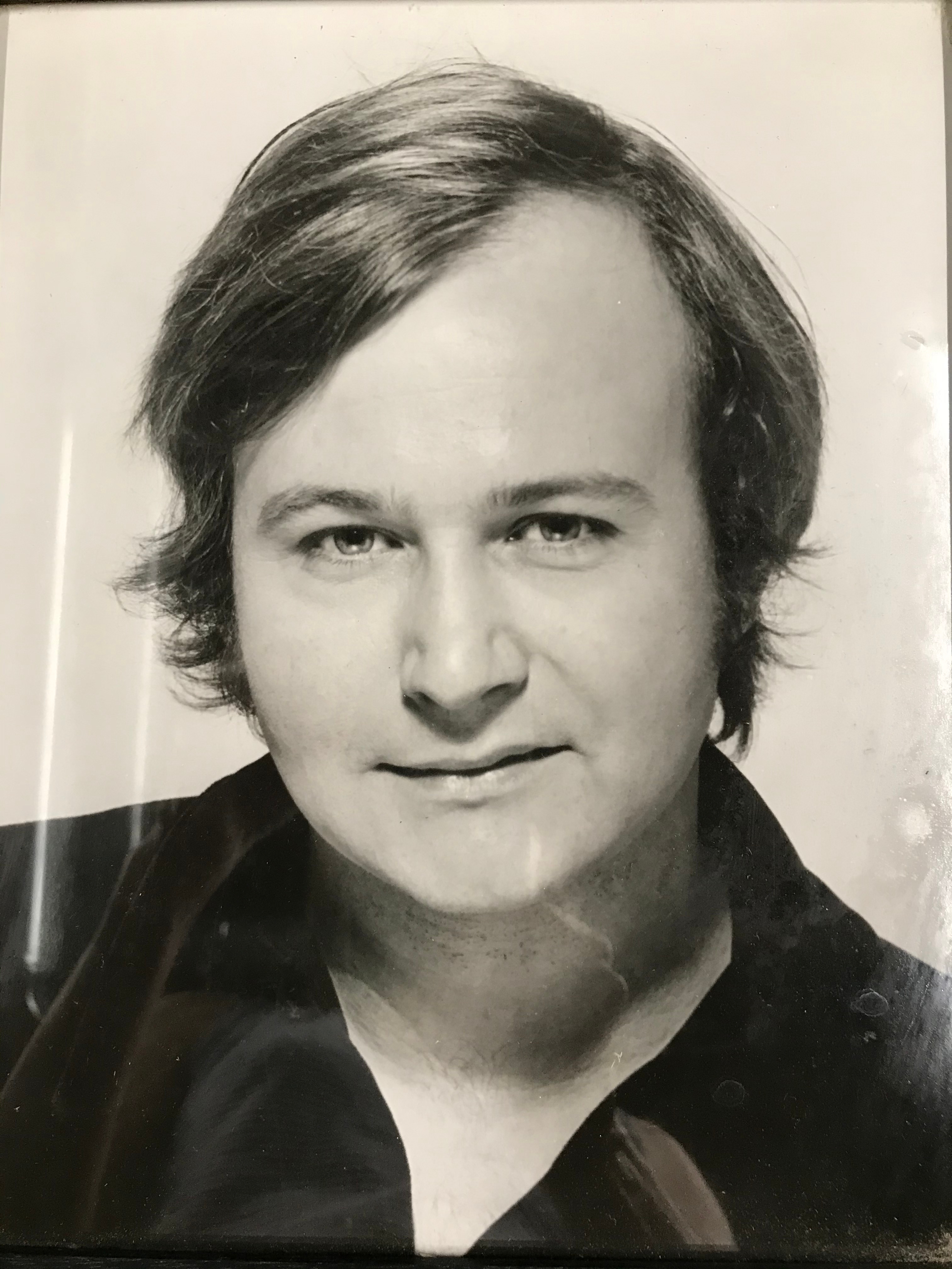 actor Ron Frazier large photo