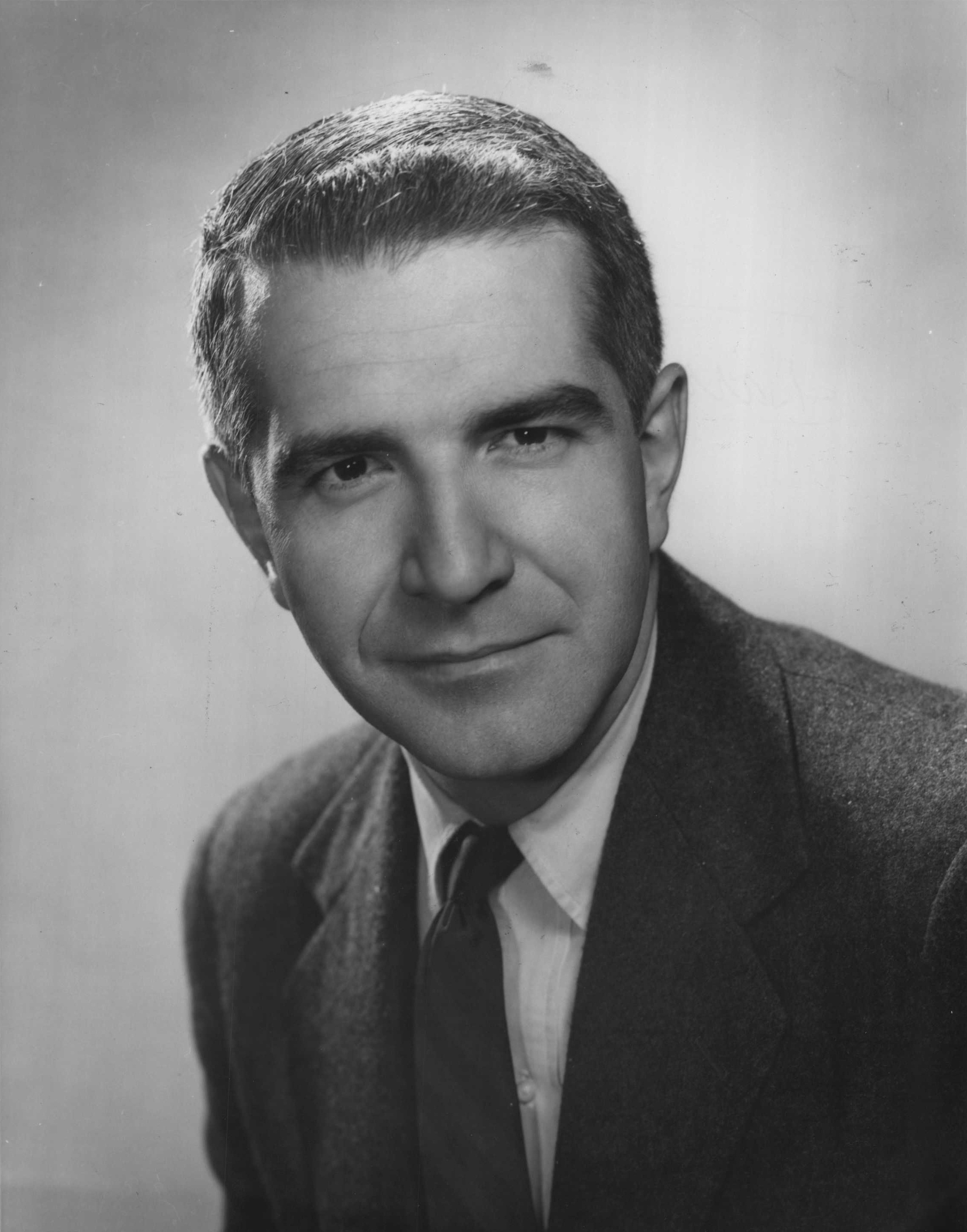 actor Harry Reasoner large photo