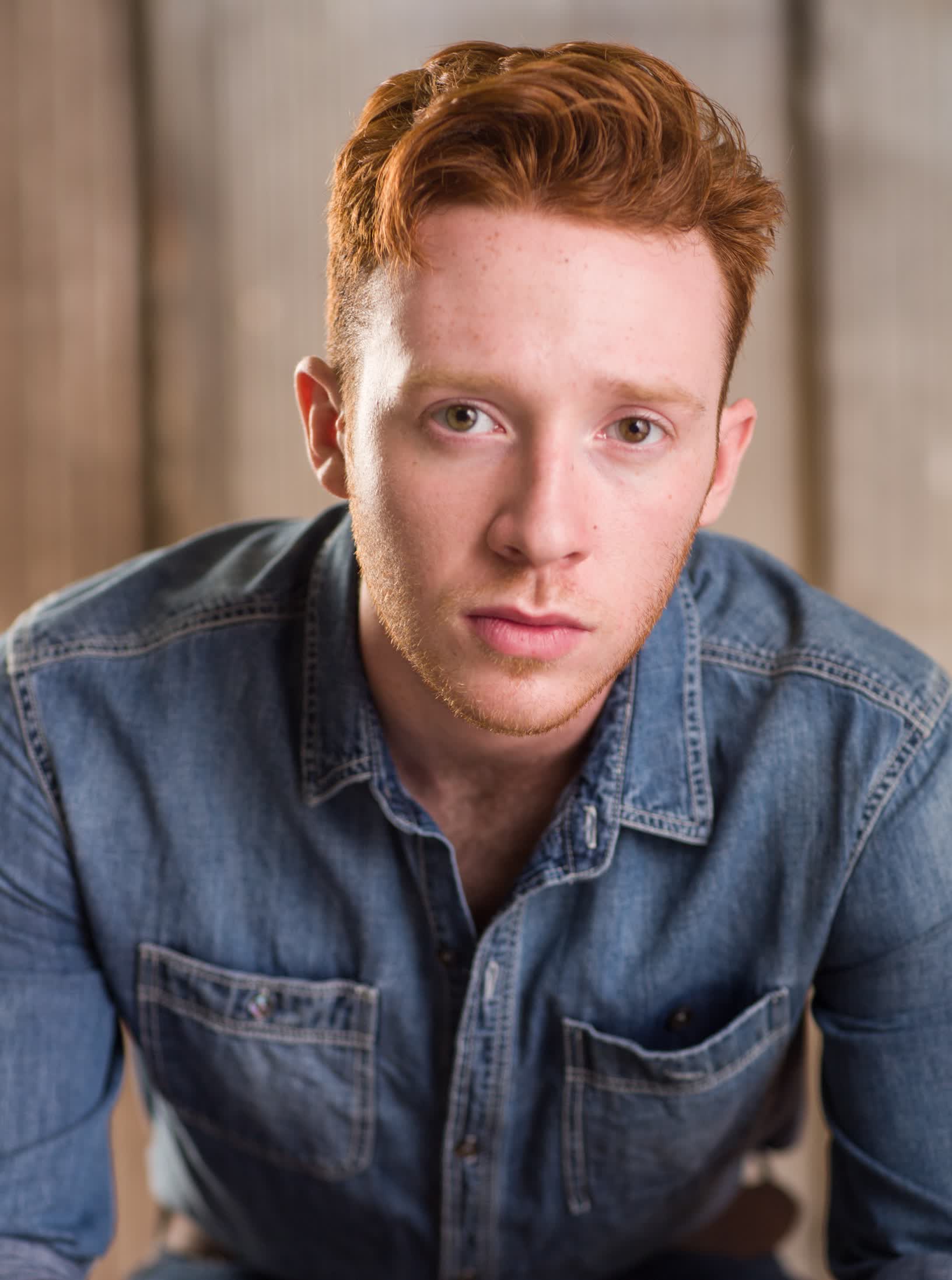 actor Grayson Russell large photo