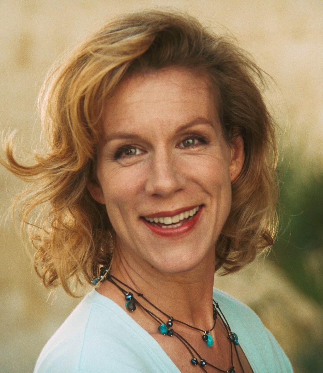 actor Juliet Stevenson large photo