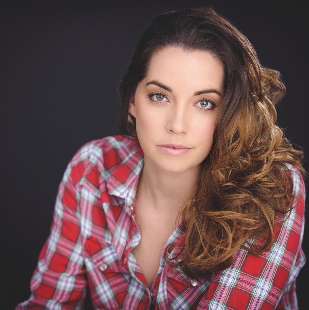 actor Jenny Pudavick large photo