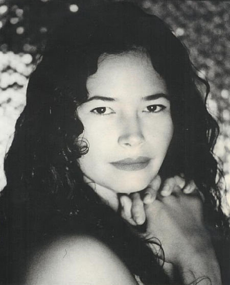 actor Angela Alvarado large photo