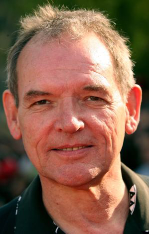 actor David Schofield large photo