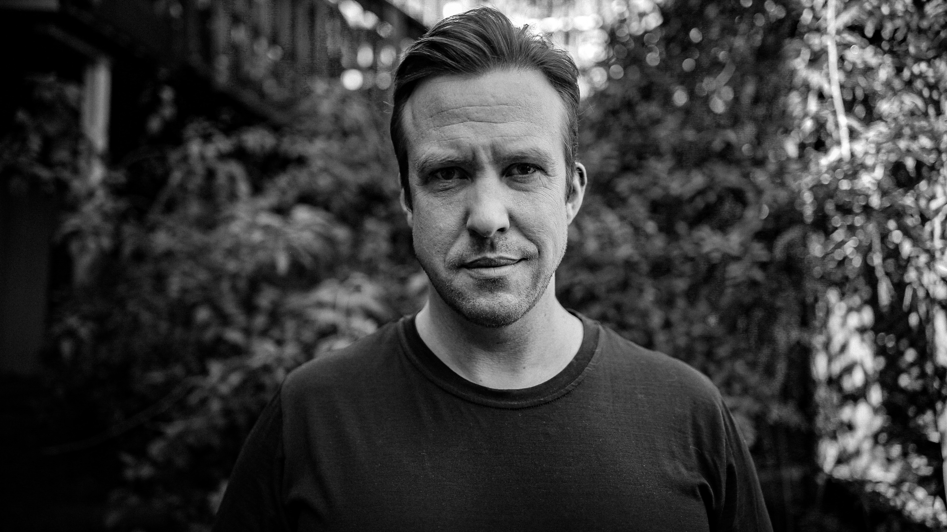 actor Justin Gordon large photo