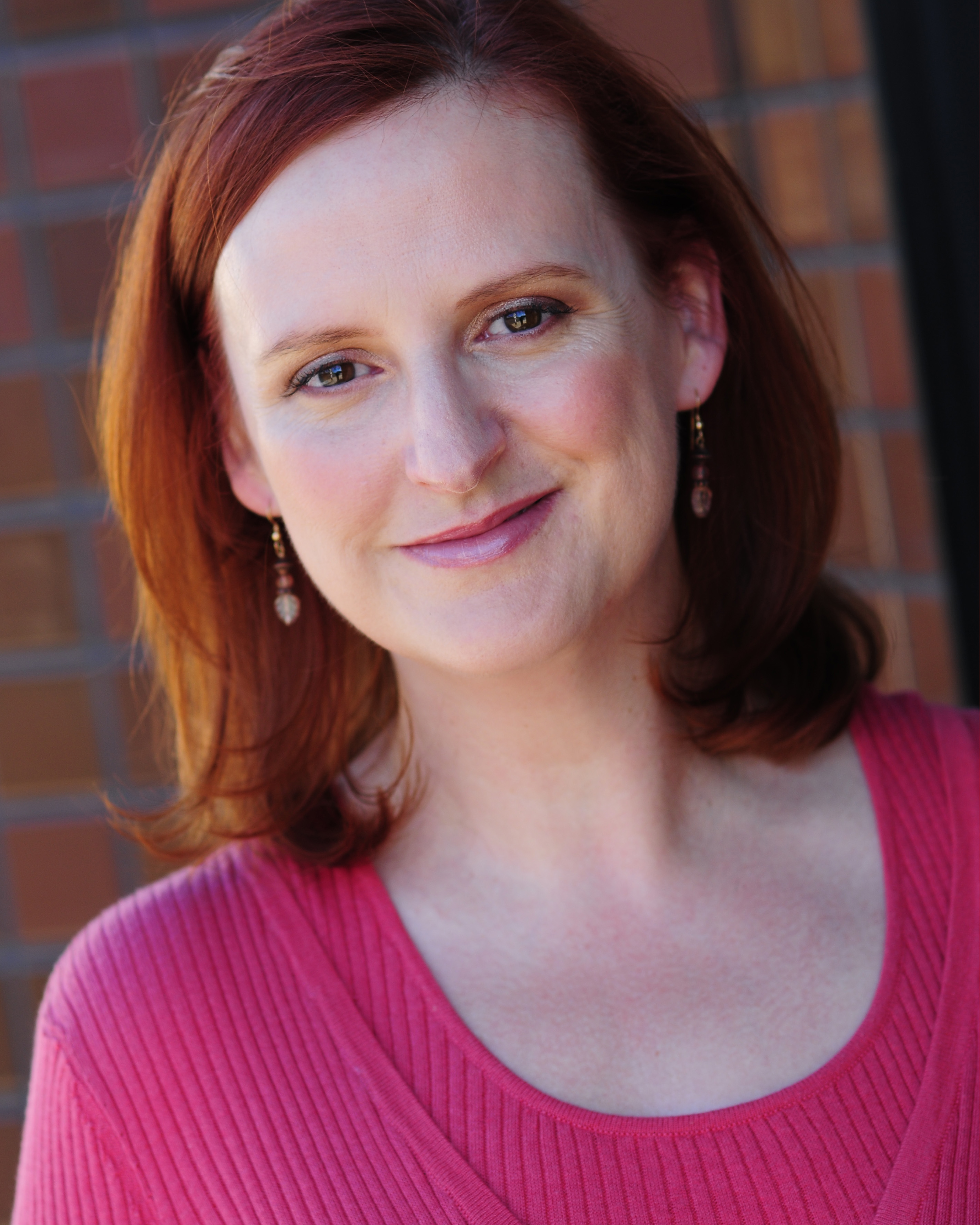 actor Lisa K. Wyatt large photo