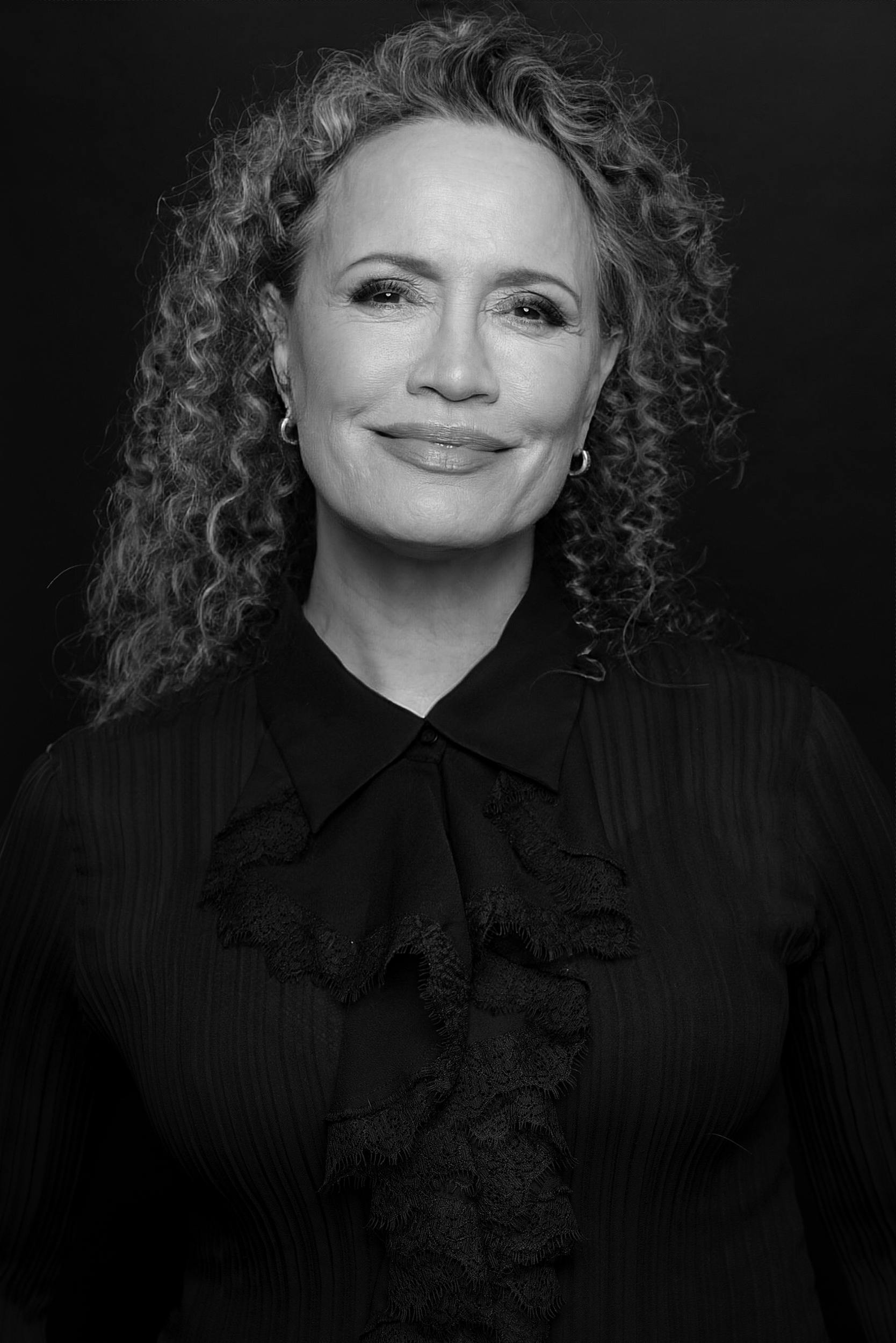 actor Rena Owen large photo