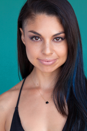 actor Tania Verafield large photo