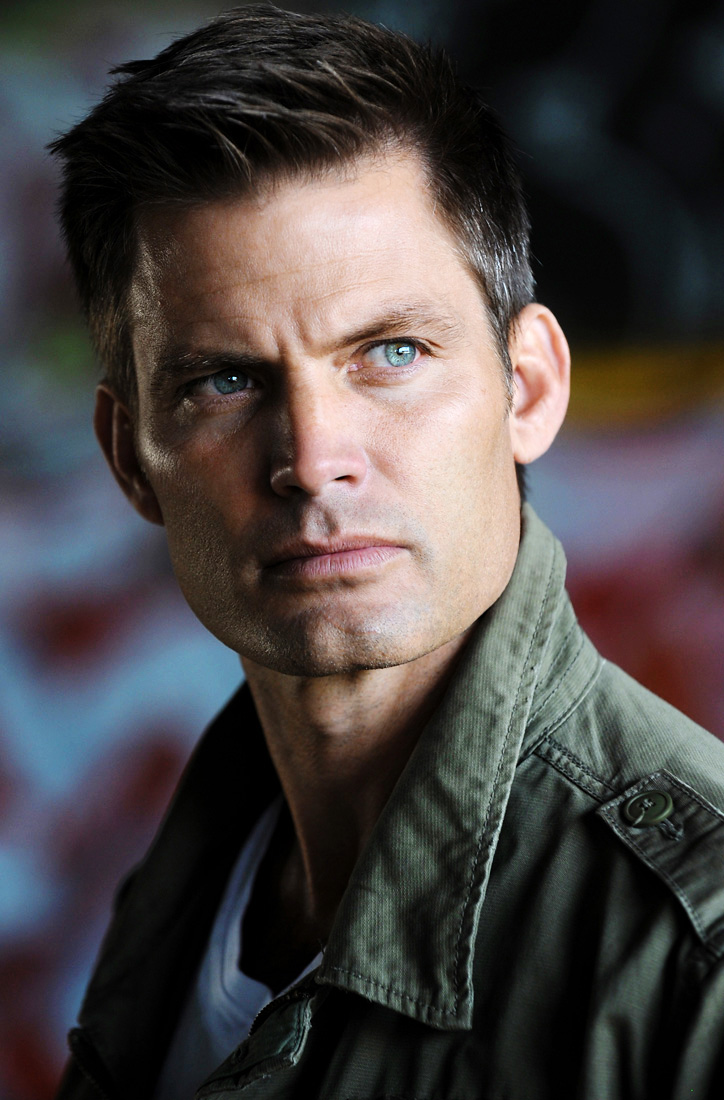 actor Casper Van Dien large photo