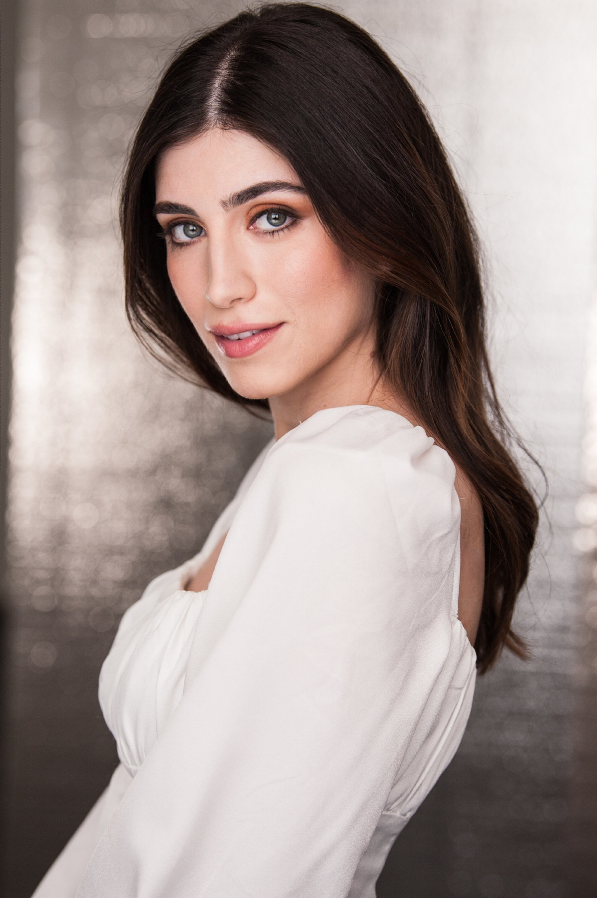 actor Andra Nechita large photo