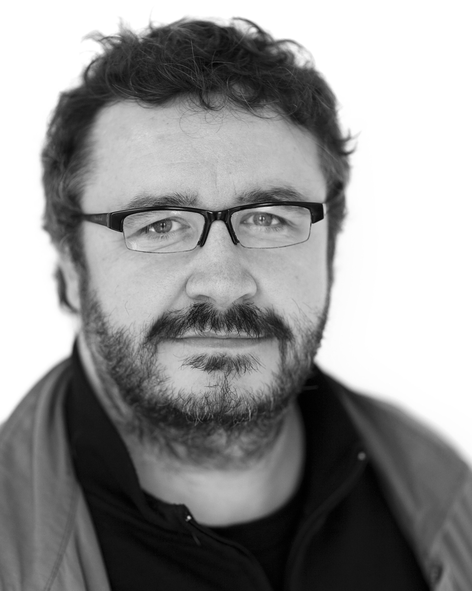 actor Mark Benton large photo