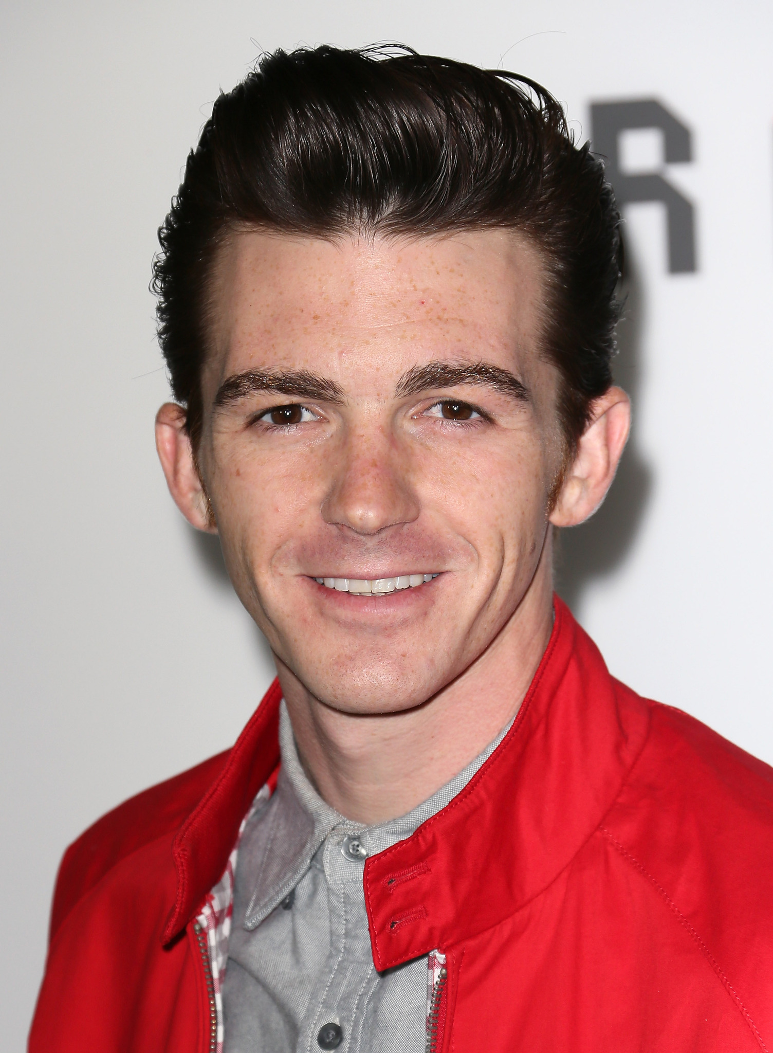 actor Drake Bell large photo