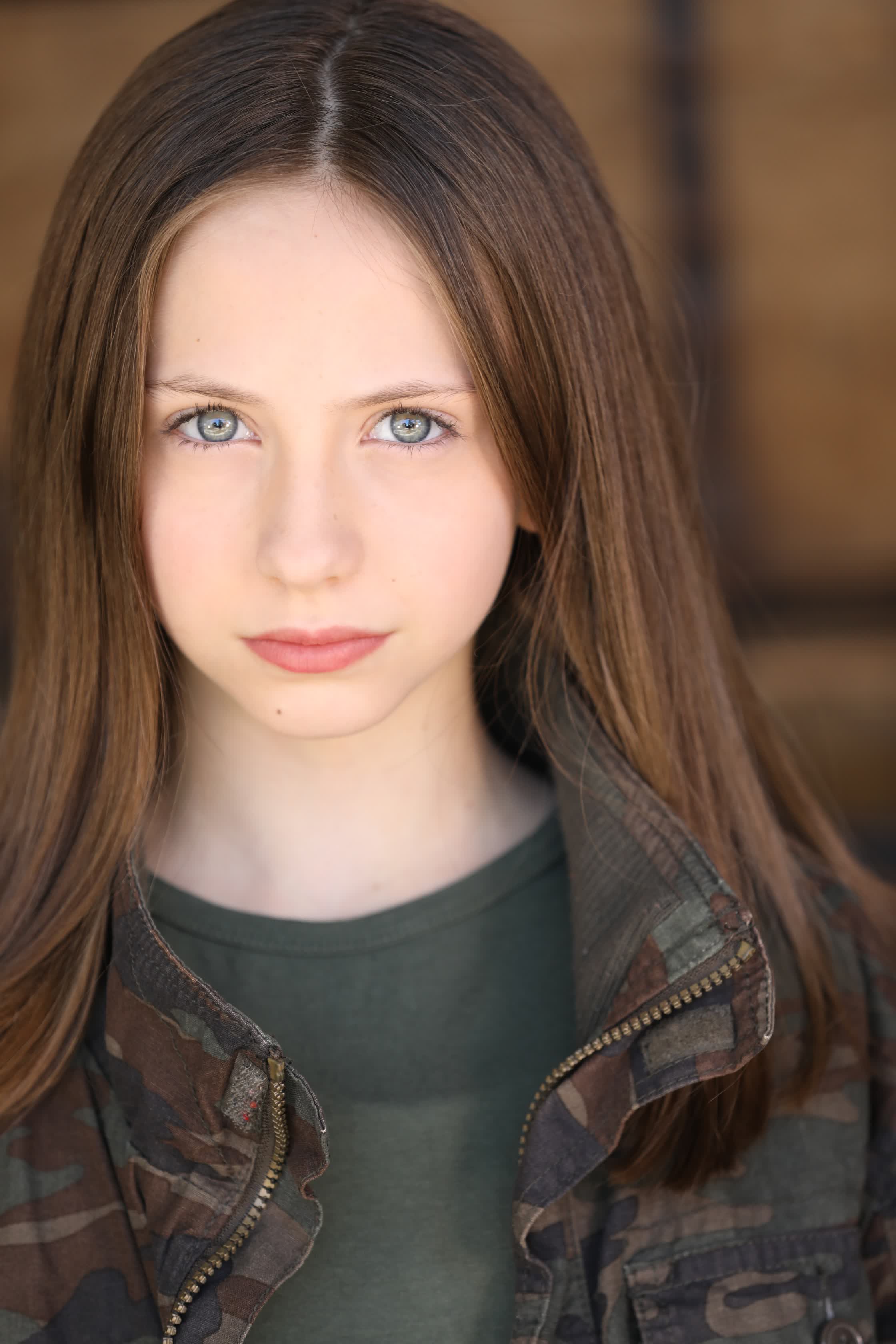 actor Shiloh Nelson large photo