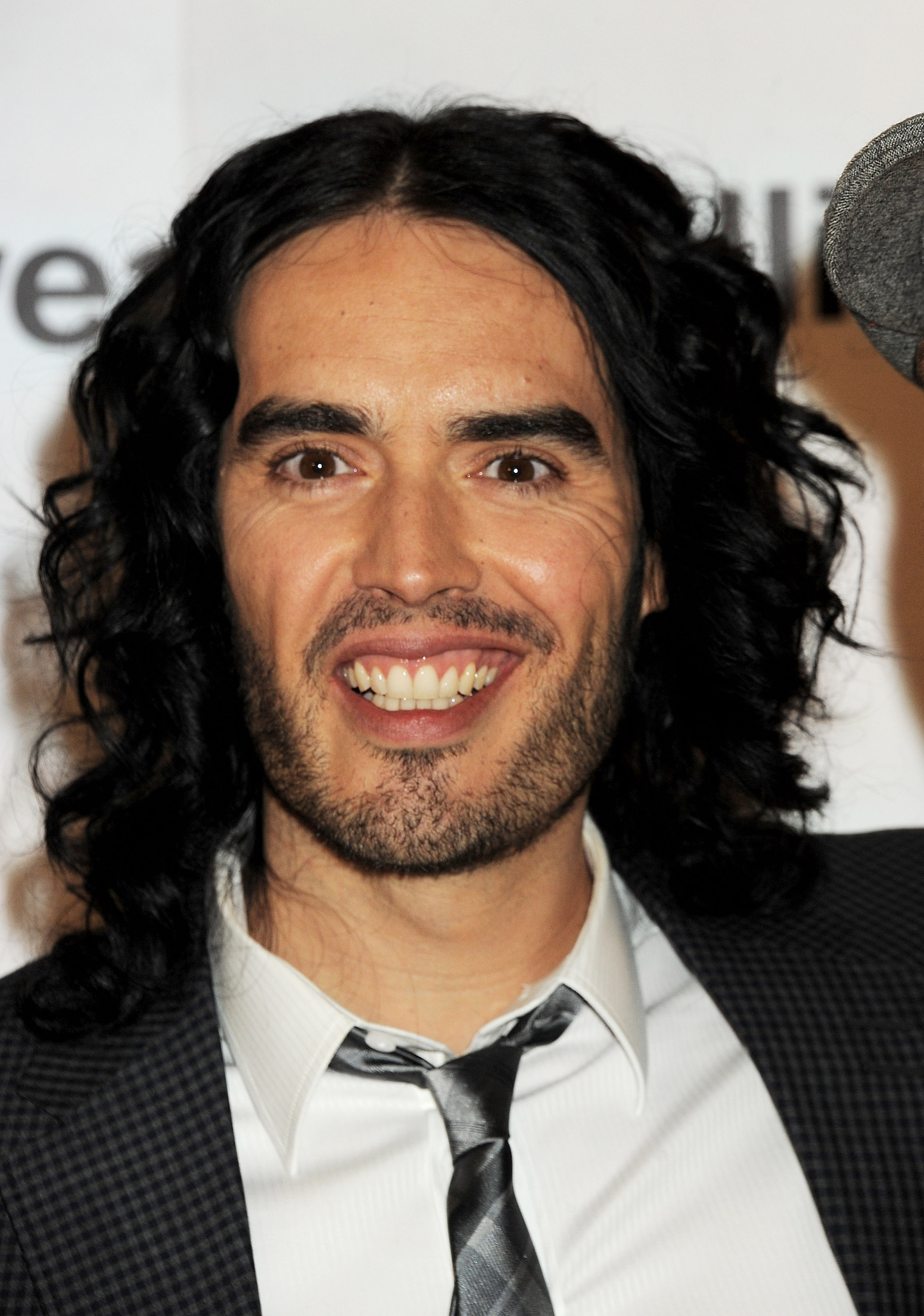 actor Russell Brand large photo