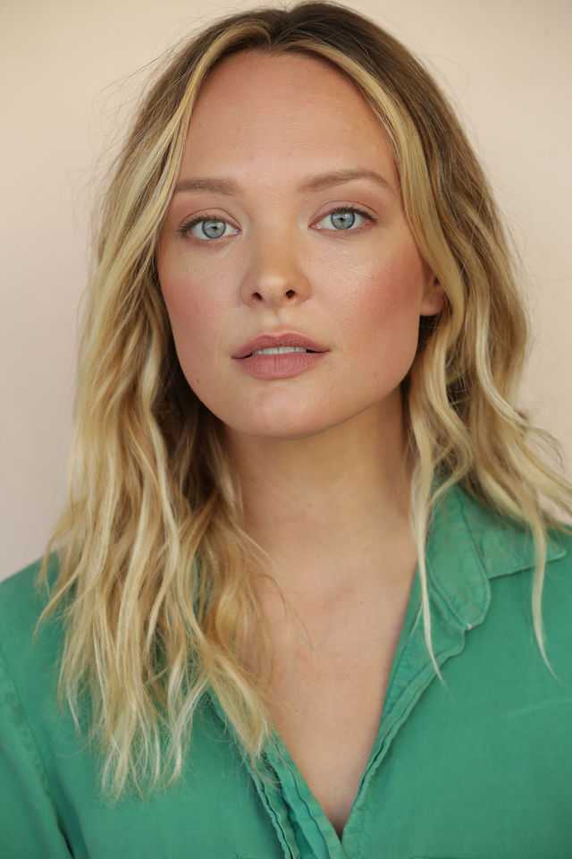 actor Auden Thornton large photo