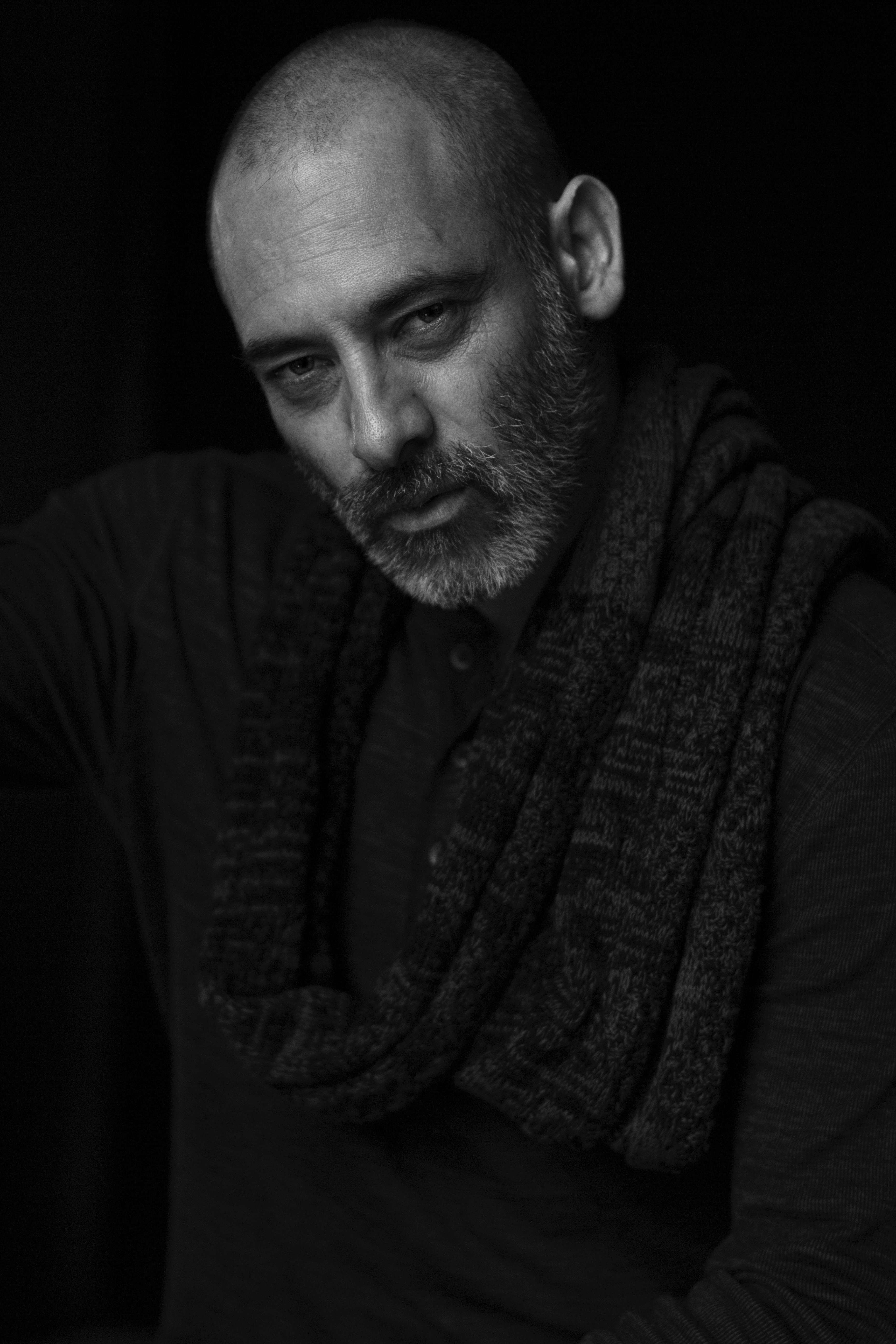 actor Ashraf Barhom large photo