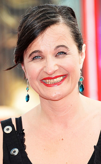 actor Maria Hofstätter large photo