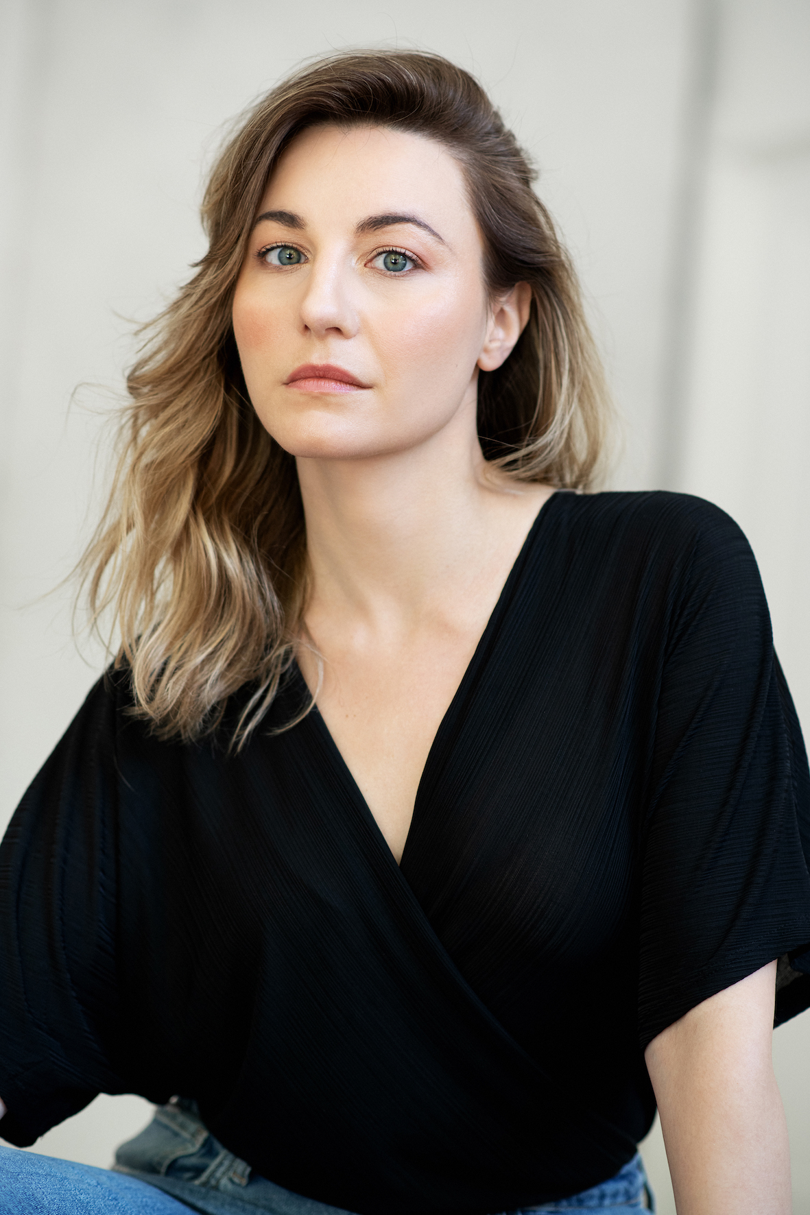 actor Lydia Zadel large photo