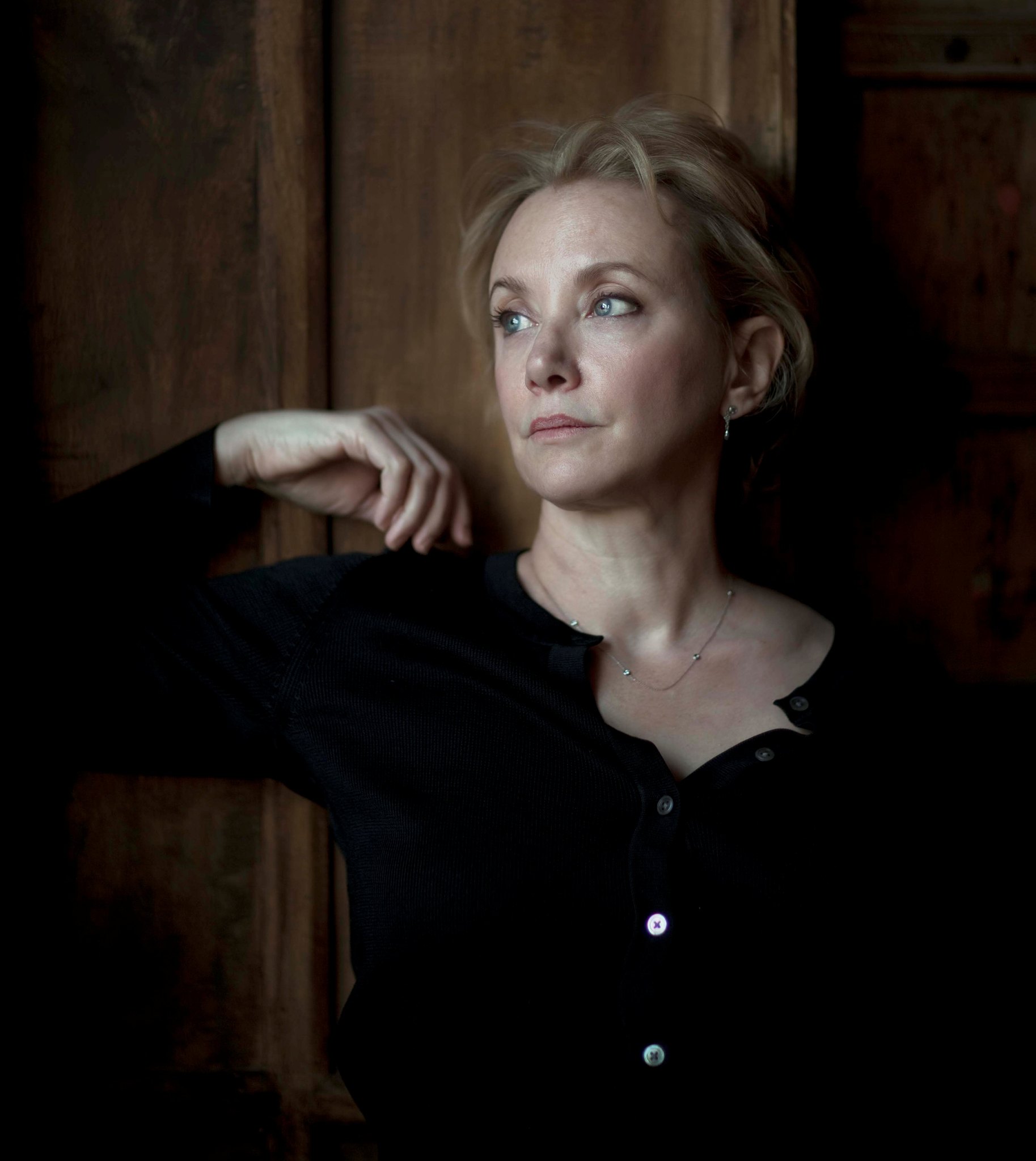 actor J. Smith-Cameron large photo