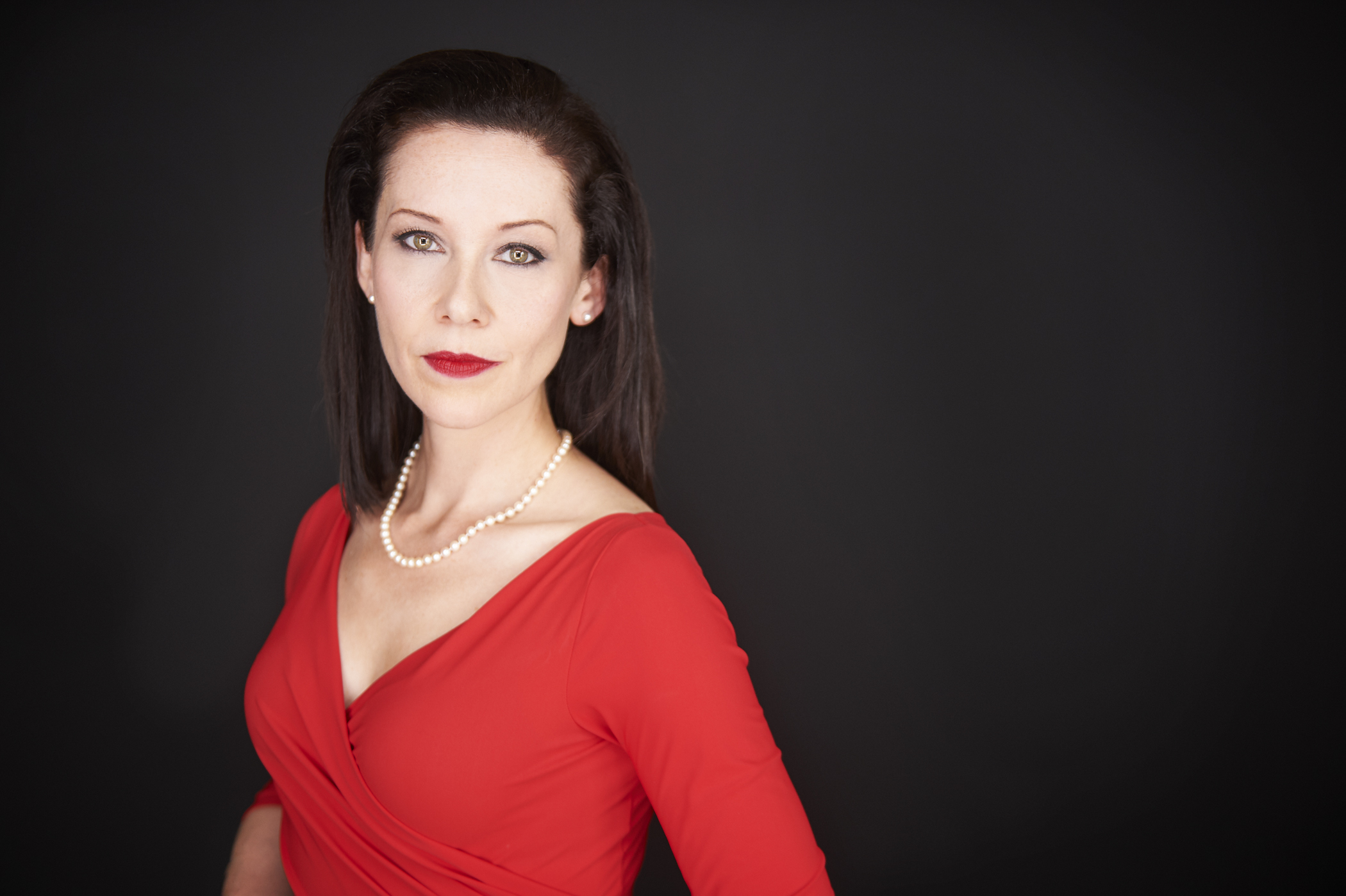 actor Shauna MacDonald large photo