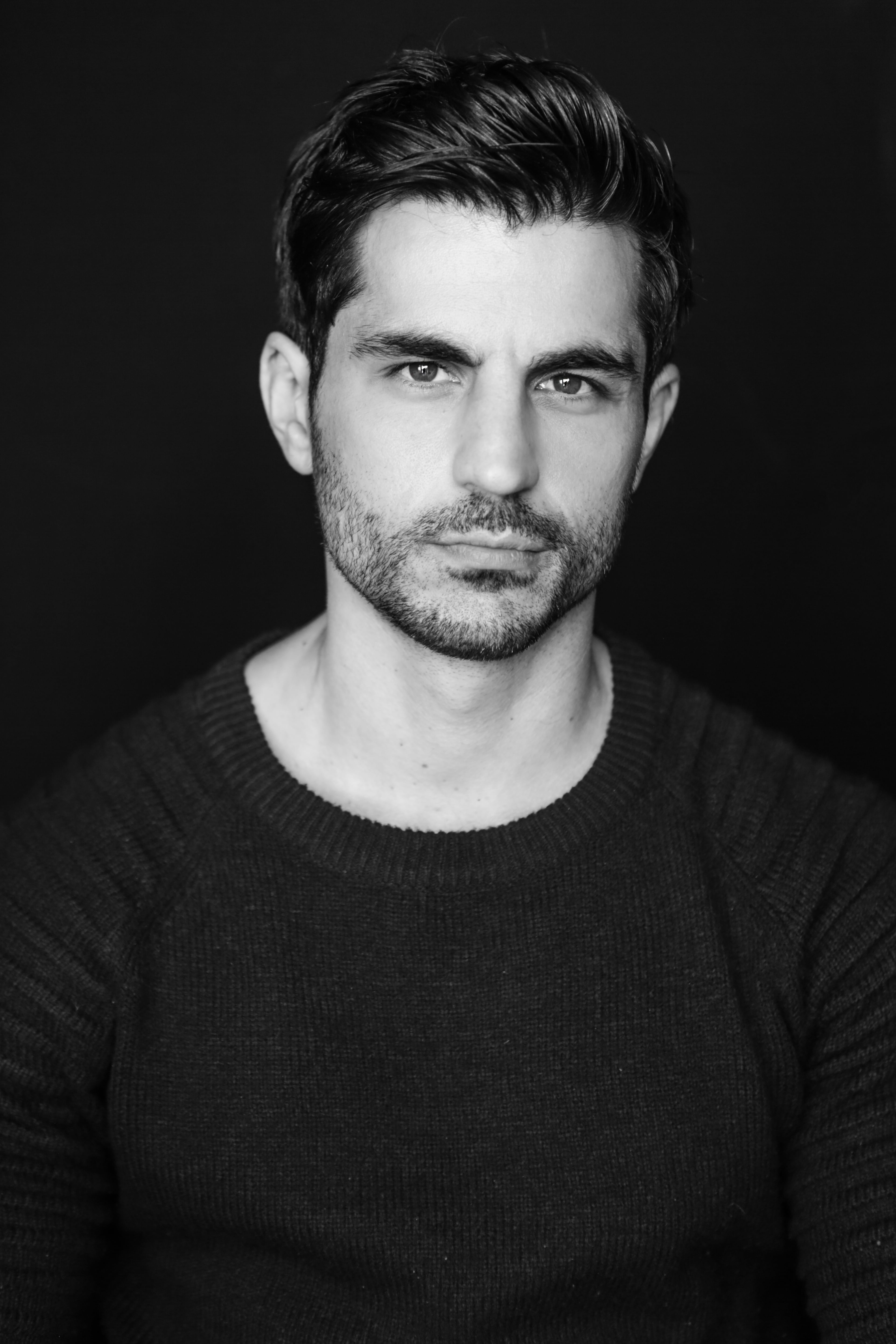 actor Roger Sciberras large photo