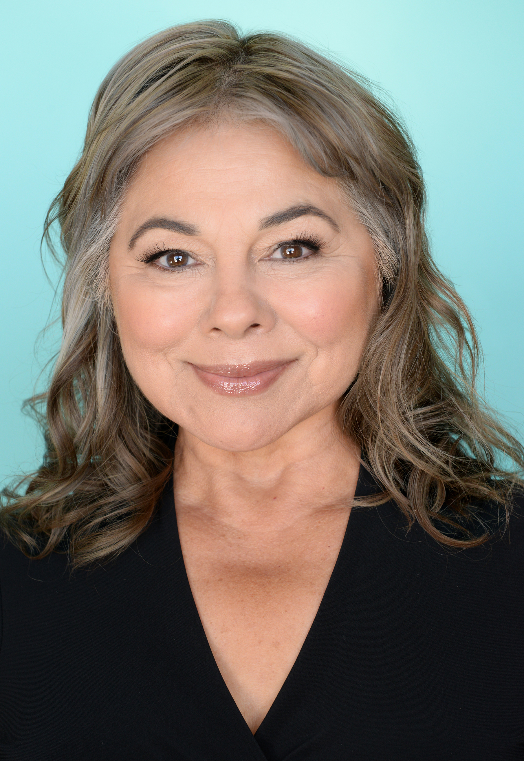 actor Gina Gallego large photo