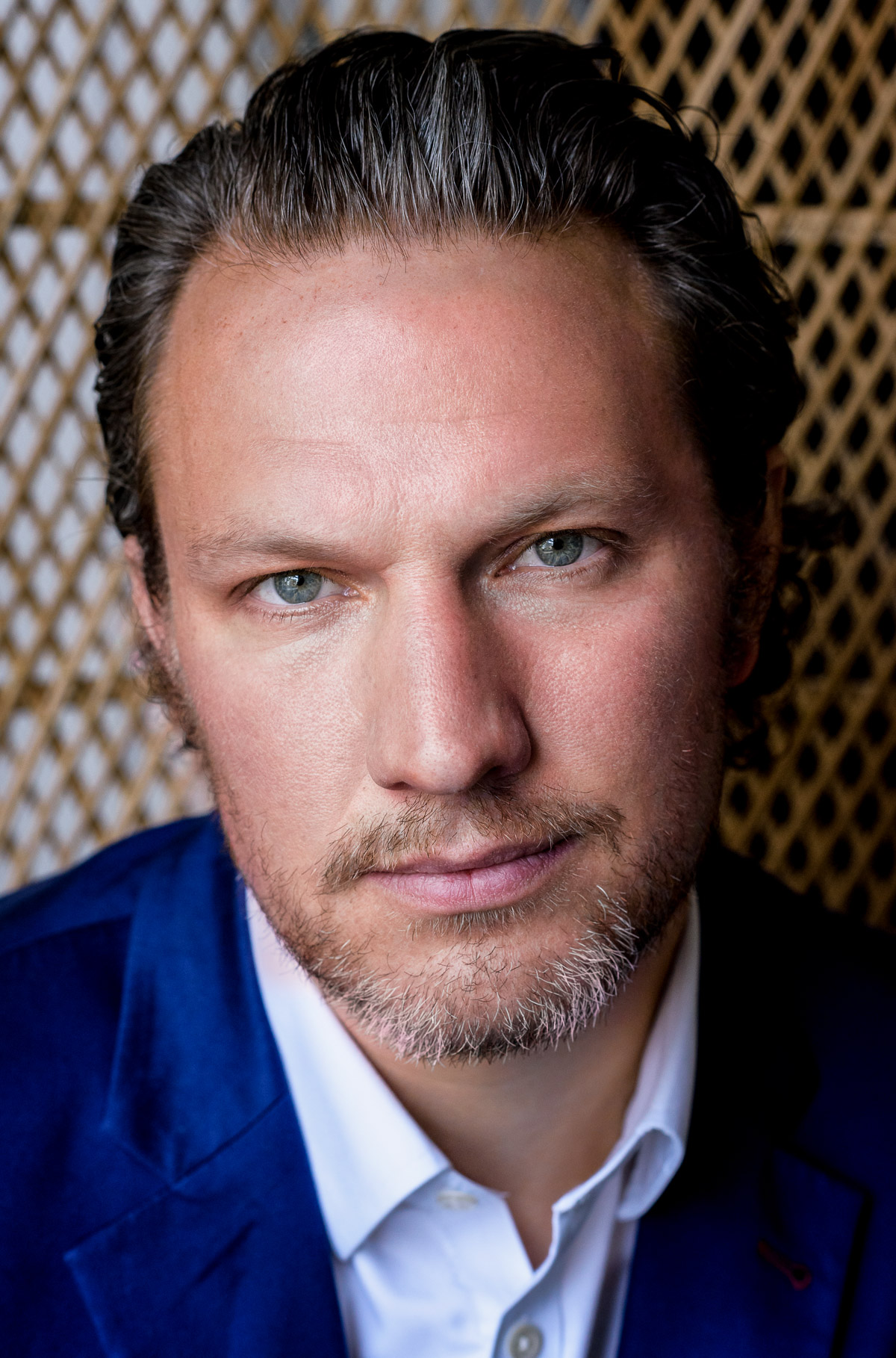 actor Ruben Crow large photo