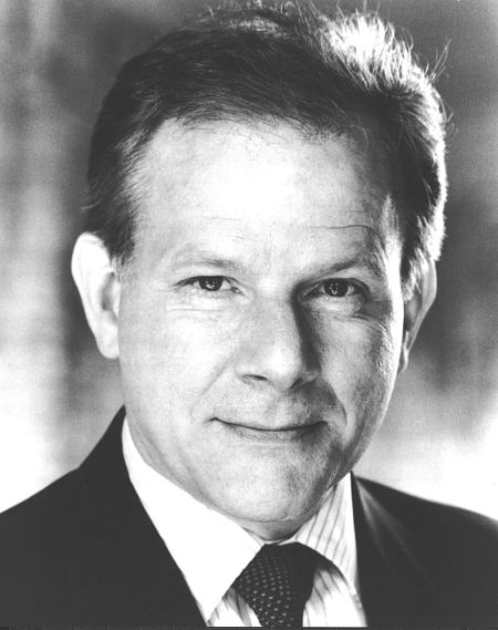 actor Colin Stinton large photo