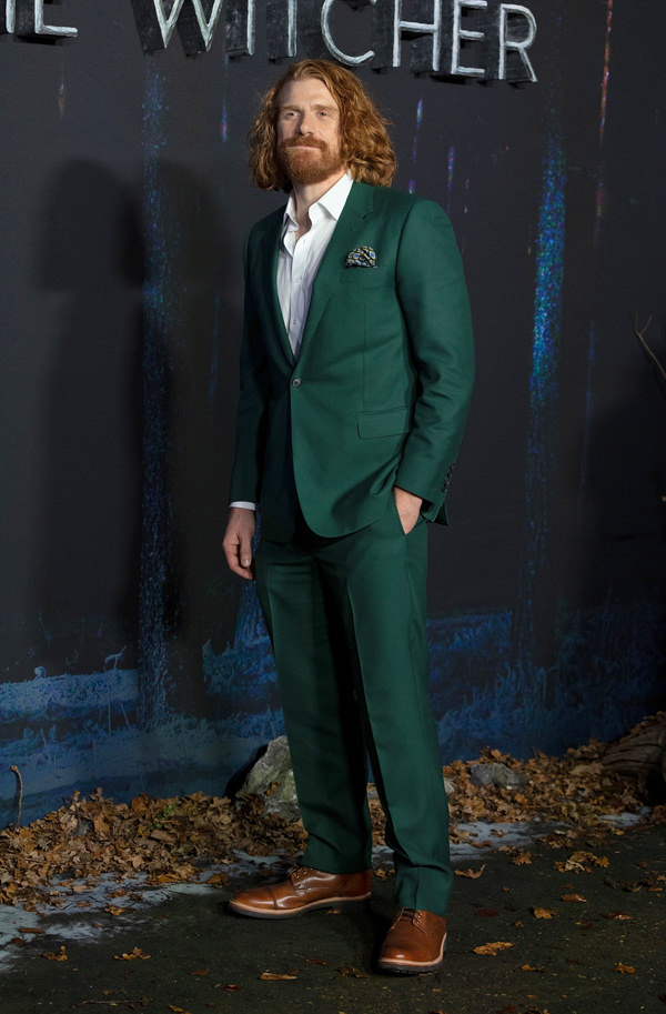 actor Paul Bullion large photo