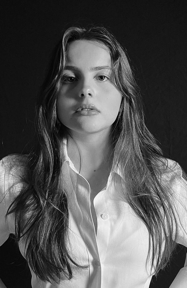 actor Ava Acres large photo