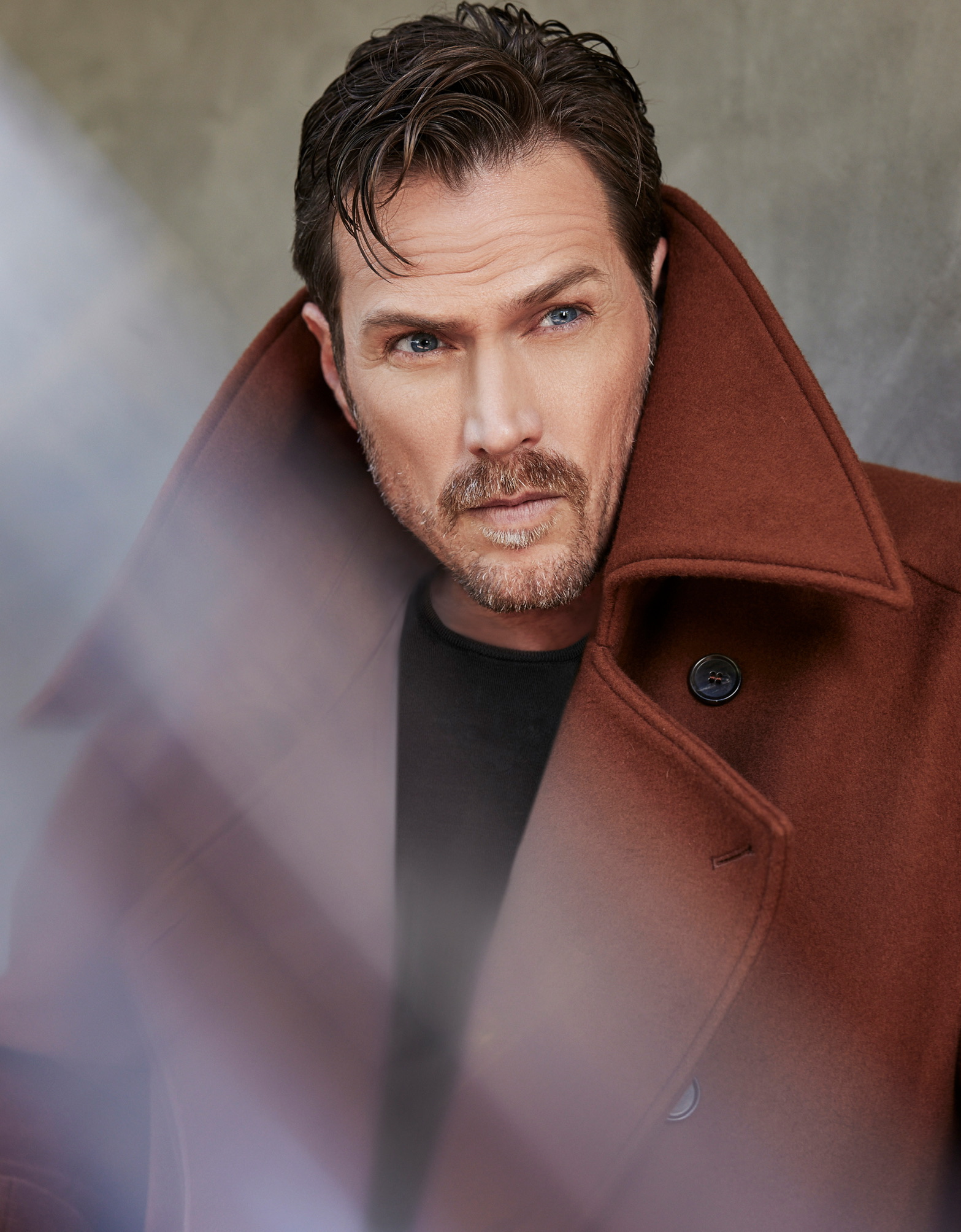 actor Jason Lewis large photo
