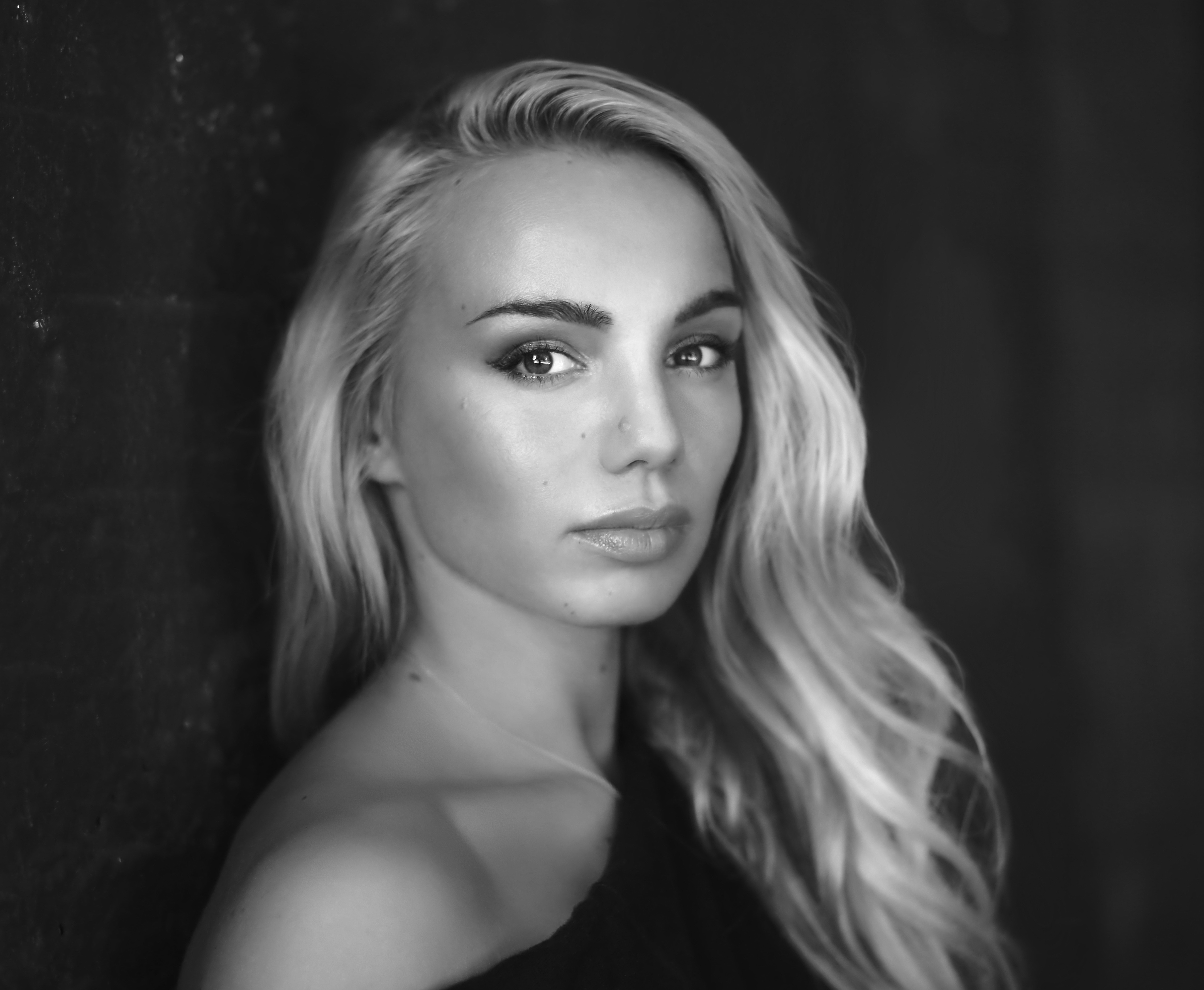 actor Katrina Durden large photo