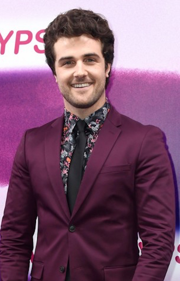 actor Beau Mirchoff large photo