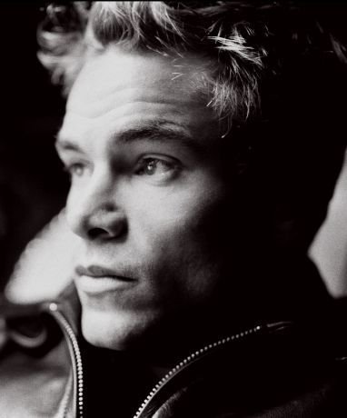 actor Peter Youngblood Hills large photo